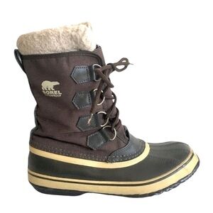 SOREL Women’s Winter Carnival Waterproof Snow Boot Taupe Brown 7